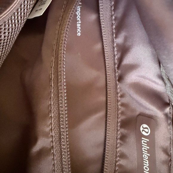 Lululemon Athletica Belt Bag - Picture 3 of 4